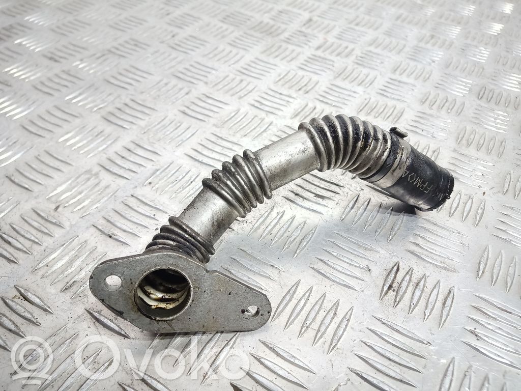 Audi A4 S4 B7 8E 8H Przewód / Rura chłodnicy spalin EGR 