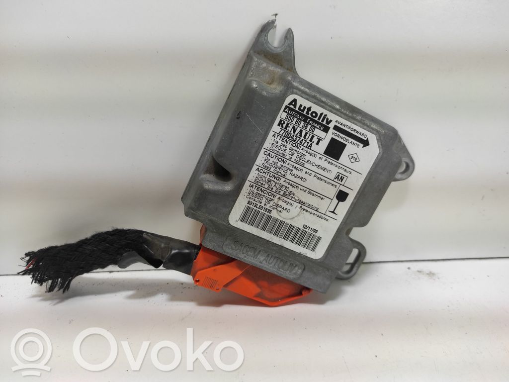 Renault Scenic I Airbag control unit/module 
