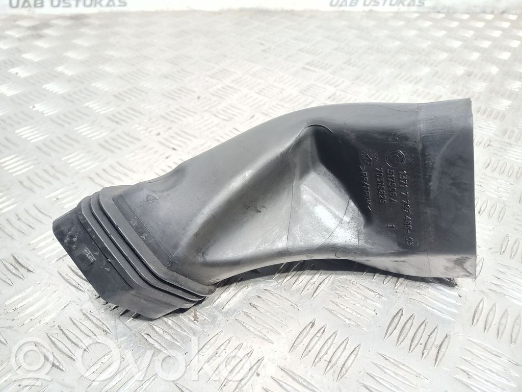 BMW 1 E81 E87 Oro paėmimo kanalo detalė (-ės) 