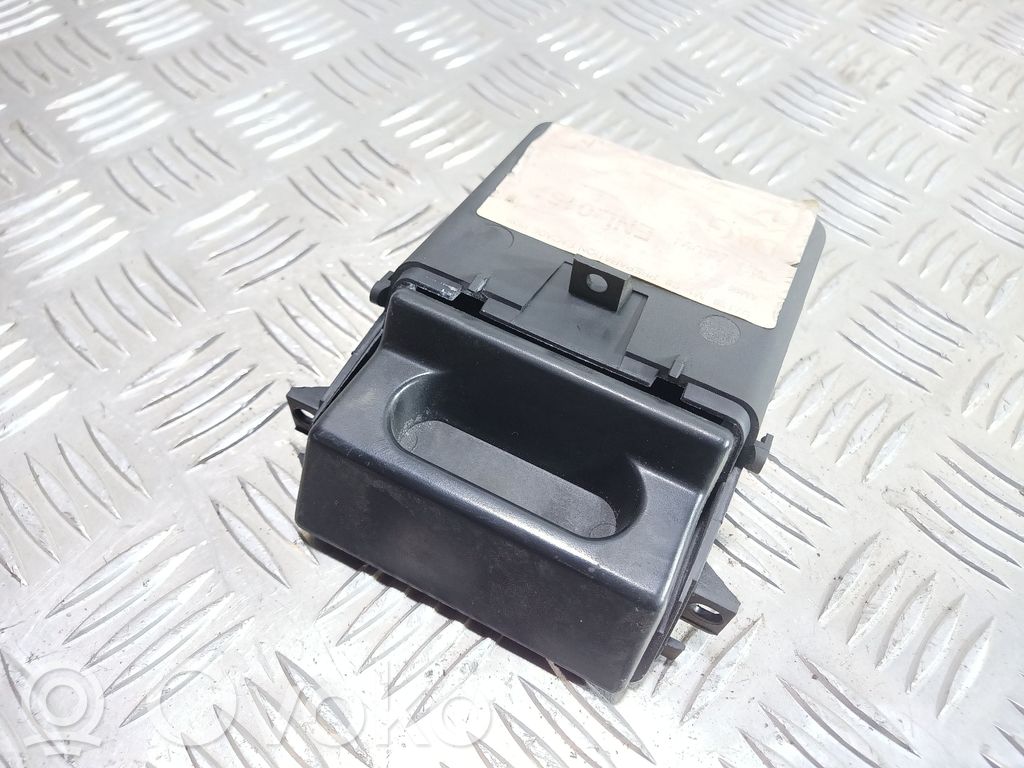 Ashtray (front)