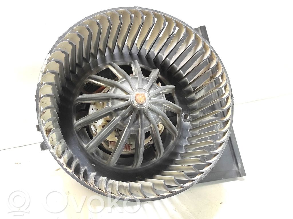 Seat Cordoba (6K) Lämmittimen puhallin 