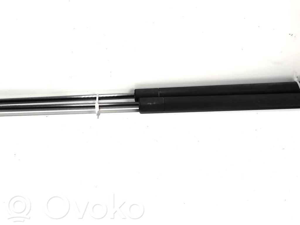Mazda 2 Tailgate/trunk strut/damper 