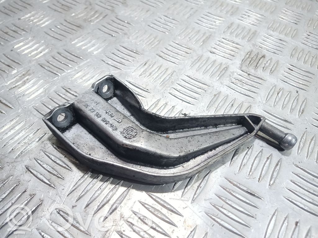 Mercedes-Benz C W204 Other engine bay part 