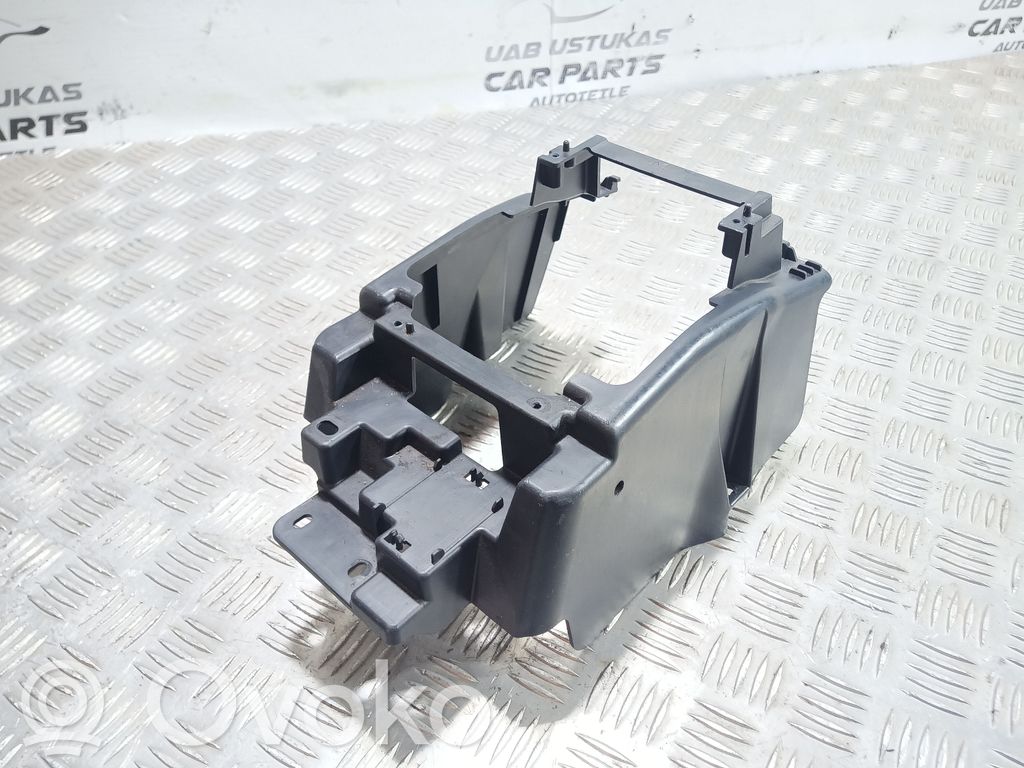 Mitsubishi Outlander Otros repuestos del interior 