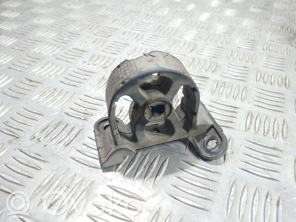 Land Rover Range Rover L322 Muffler mount bracket/holder 