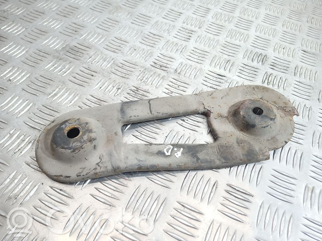 Inny element zawieszenia przedniego   13235088