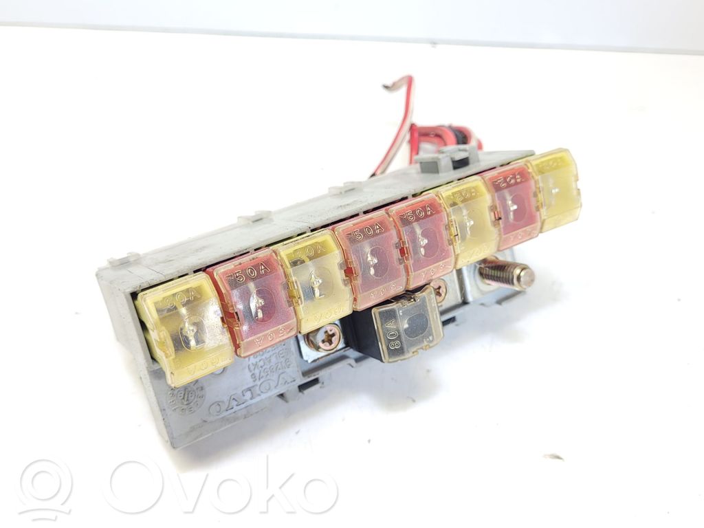 Volvo S70  V70  V70 XC Fuse module 