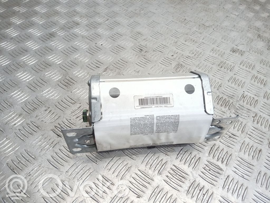 BMW 1 E81 E87 Keleivio oro pagalvė 