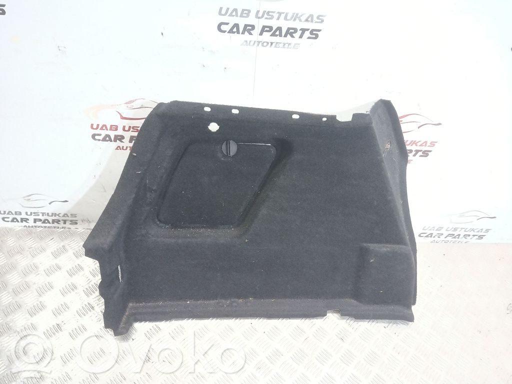 Opel Astra J Boczek / Tapicerka / bagażnika 