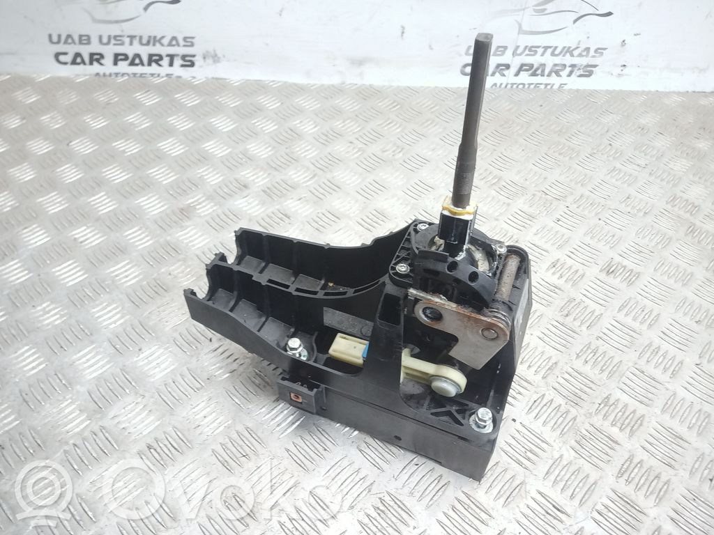Opel Astra J Gear shifter/selector 