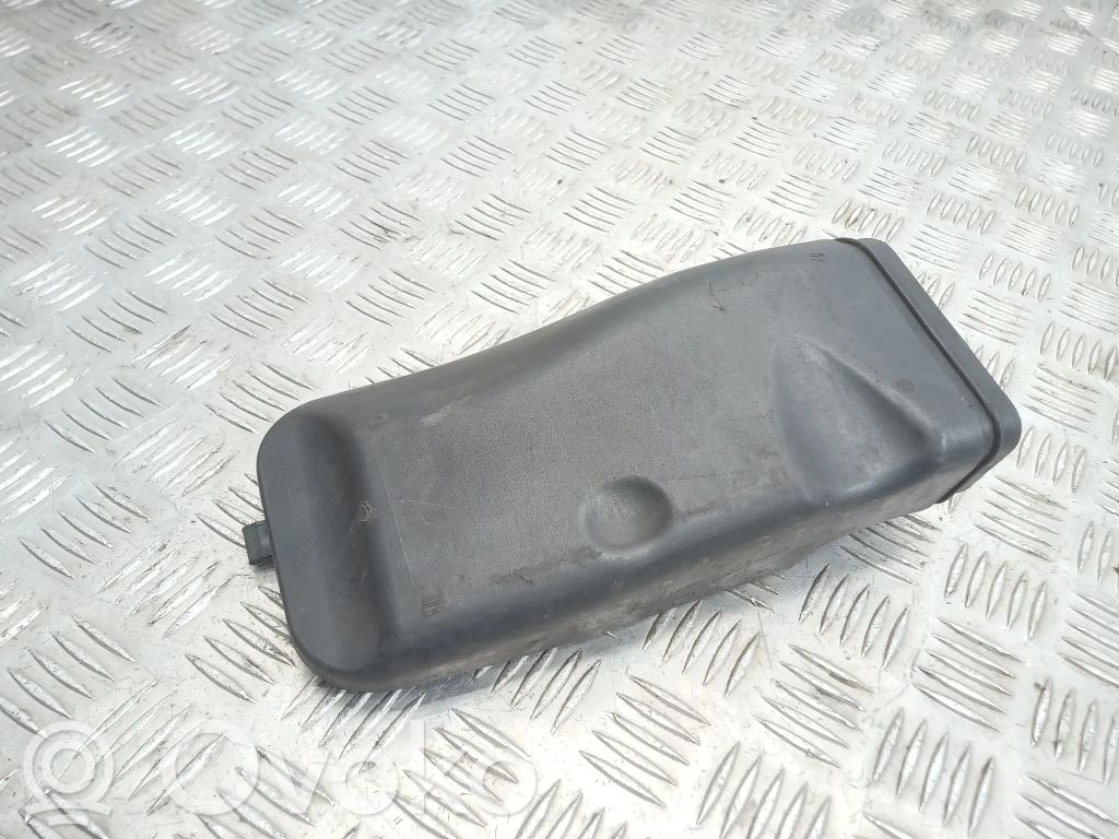 BMW 1 E81 E87 Air intake duct part 