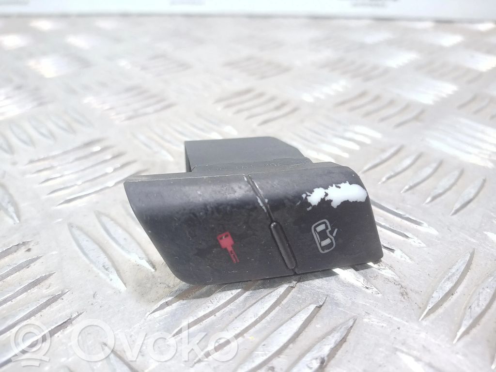 Audi A4 S4 B6 8E 8H Central locking switch button 