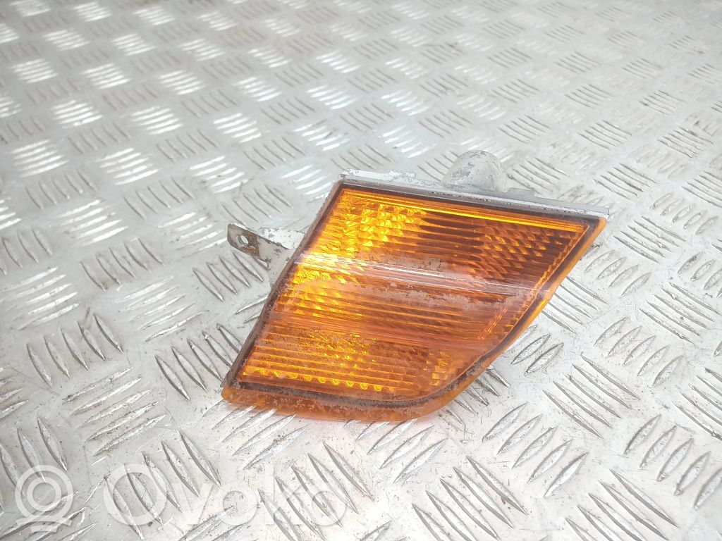Nissan Micra Front indicator light 