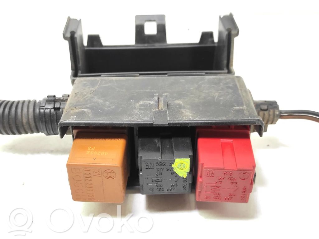 Opel Meriva A Fuse module 