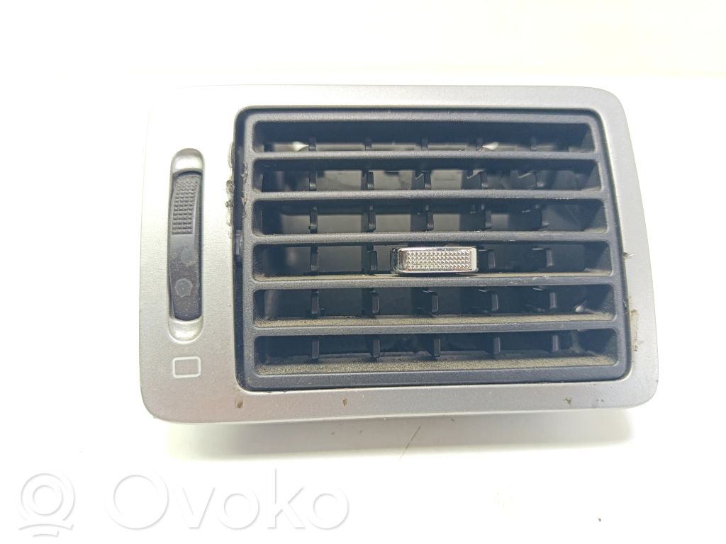 Peugeot 307 Dashboard side air vent grill/cover trim 