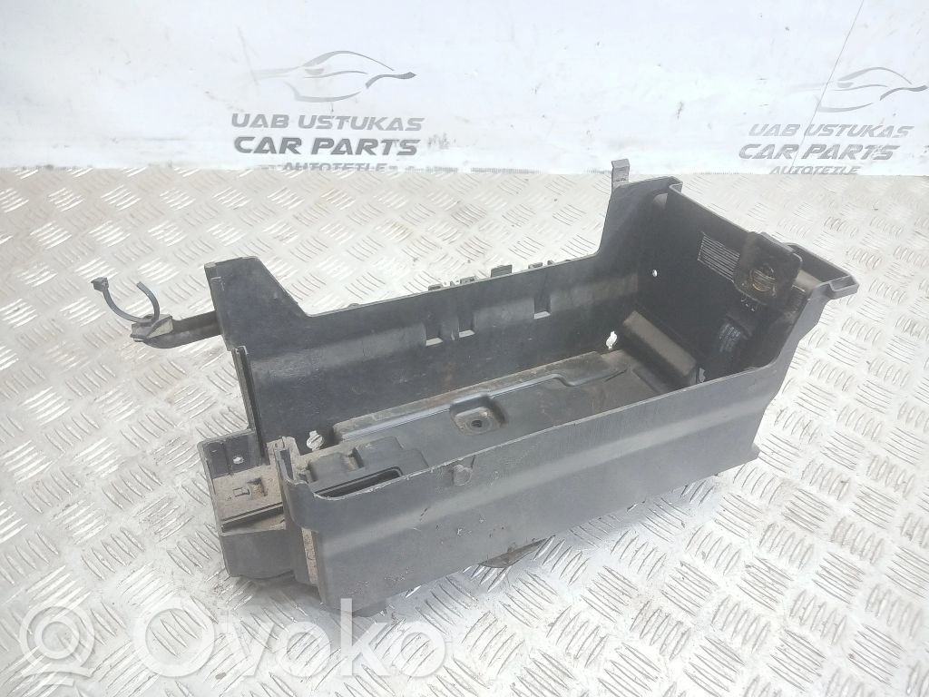 Opel Insignia A Akumuliatoriaus dėžė 
