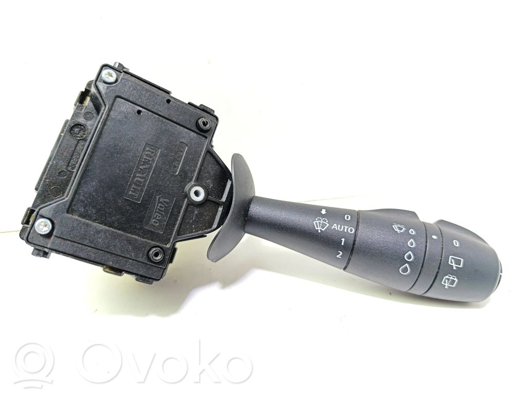 Renault Captur Wiper control stalk 
