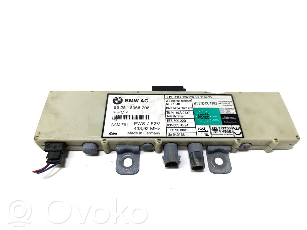 BMW 3 E46 Antenos stiprintuvas 