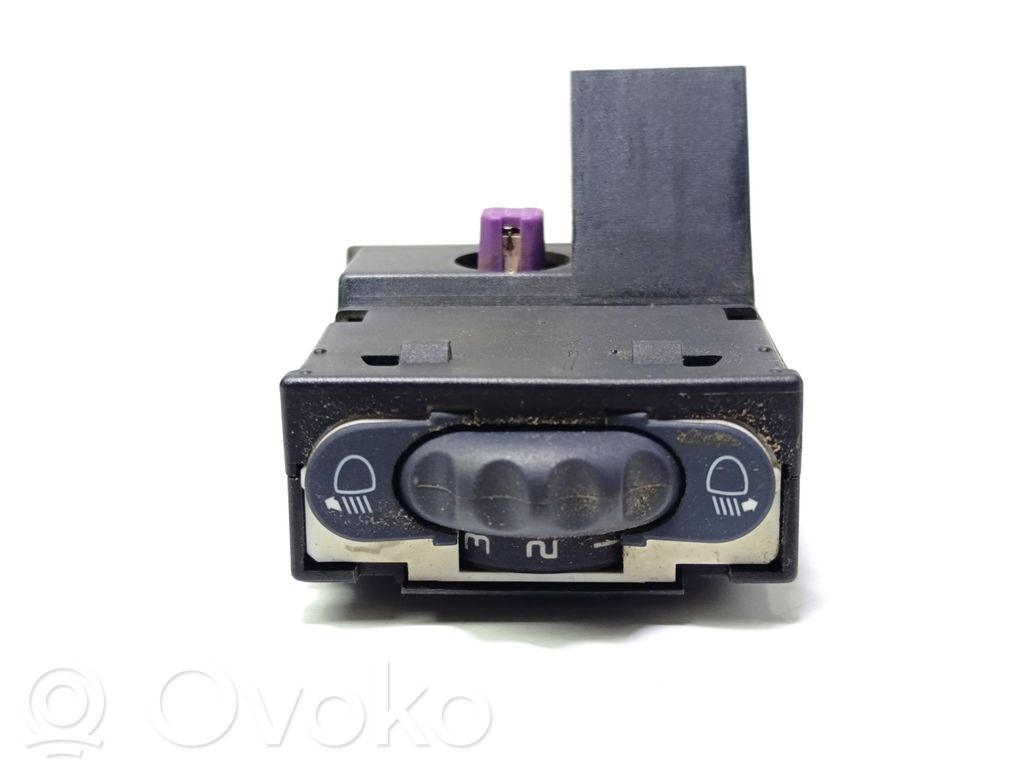 Renault Espace III Headlight level height control switch 