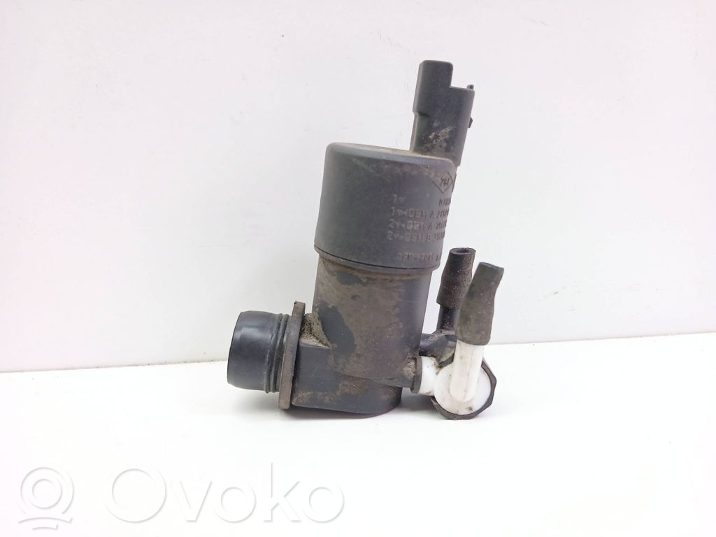 Renault Laguna II Windscreen/windshield washer pump 