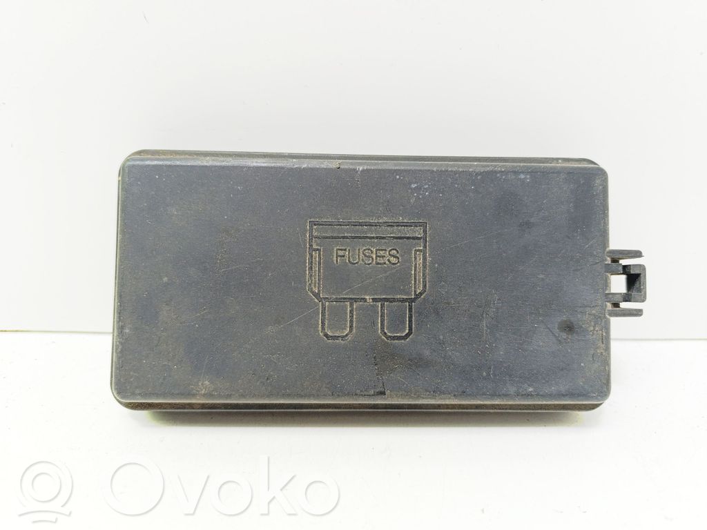 Rover 214 - 216 - 220 Tapa de caja de fusibles 