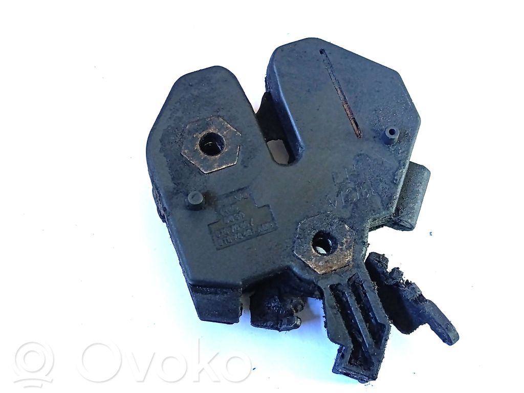 Volvo S80 Engine bonnet/hood lock/catch 