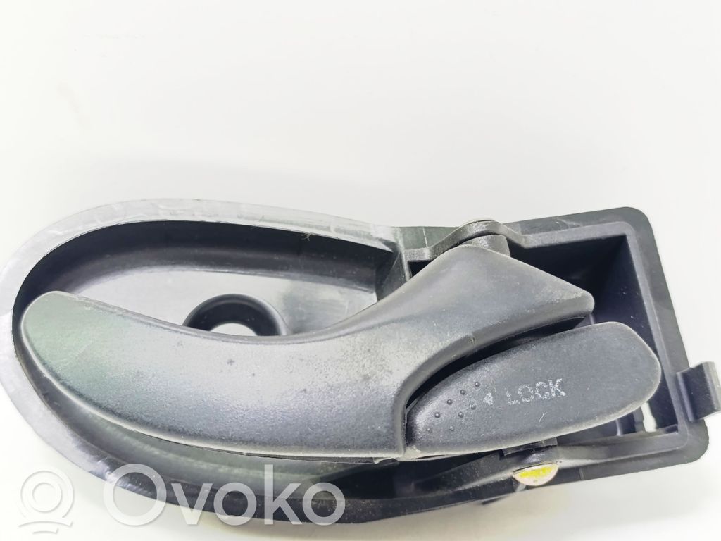Ford Focus Manecilla interna puerta delantera 