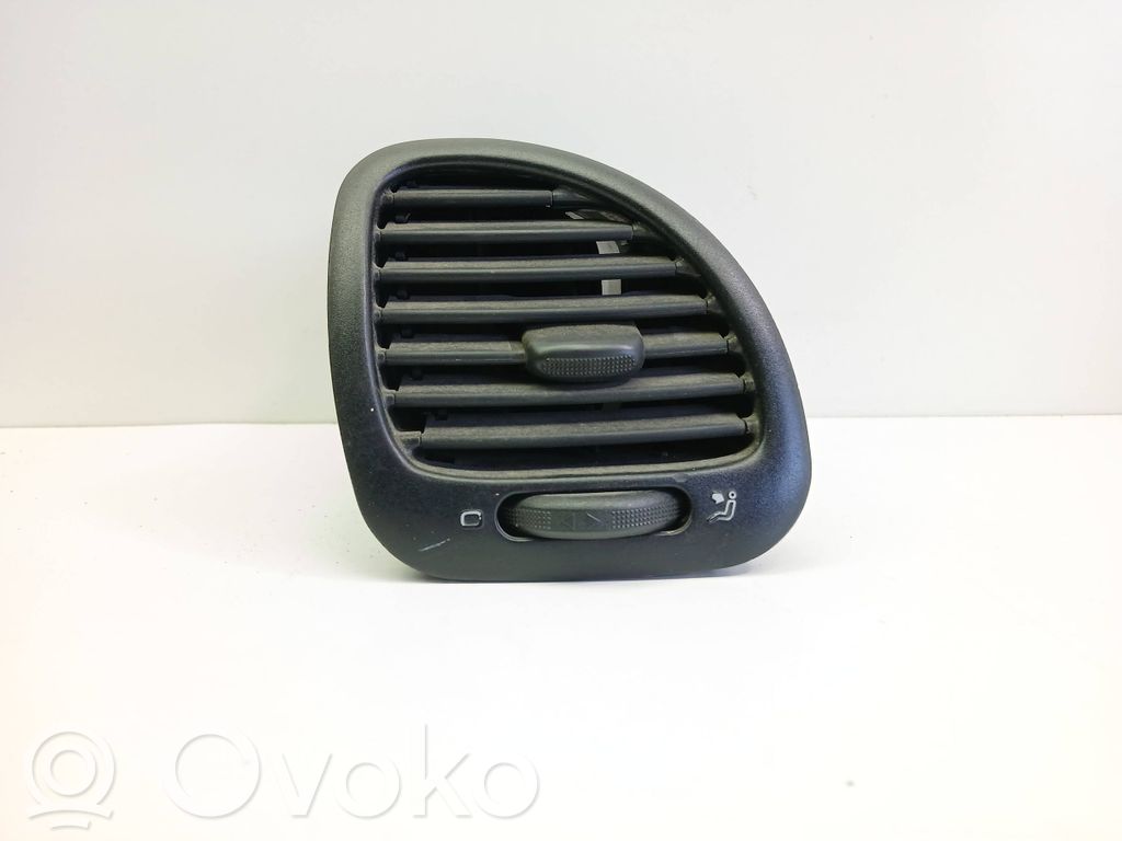 Volkswagen Sharan Boczna kratka nawiewu deski rozdzielczej 