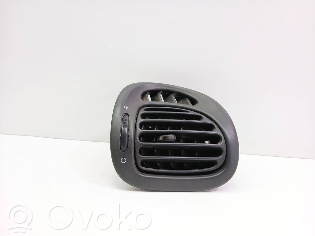 Citroen Xsara Picasso Dashboard side air vent grill/cover trim 