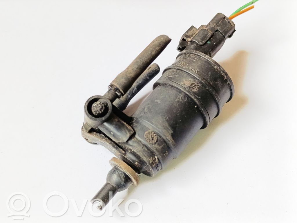 Renault Scenic I Windscreen/windshield washer pump 