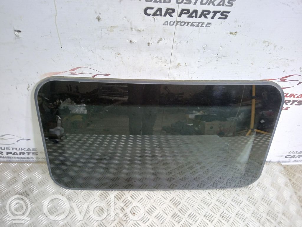 Audi A4 S4 B5 8D Lūkas stikls 