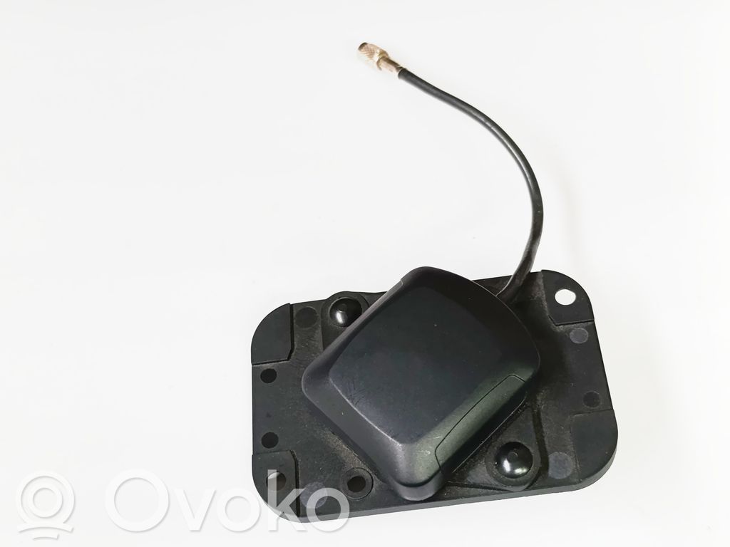 BMW 5 E39 Antenas pastiprinātājs 