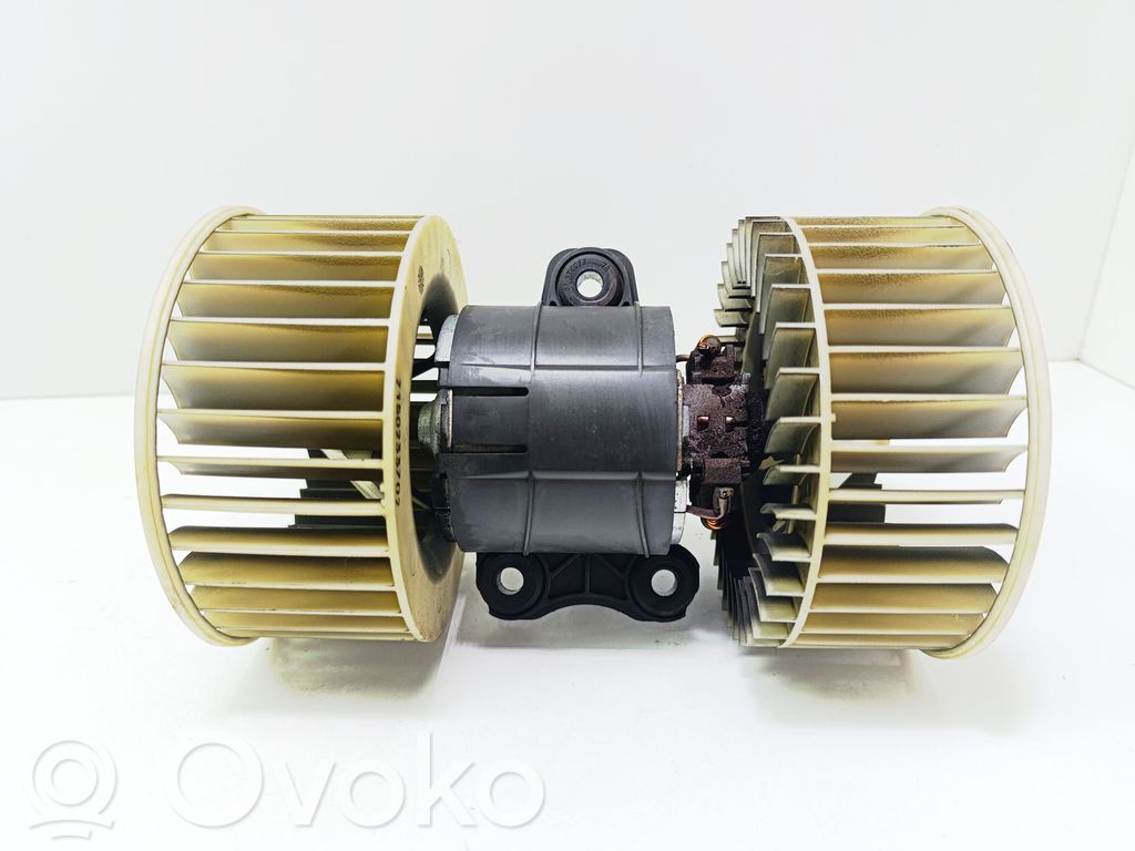 BMW 5 E39 Mazā radiatora ventilators 