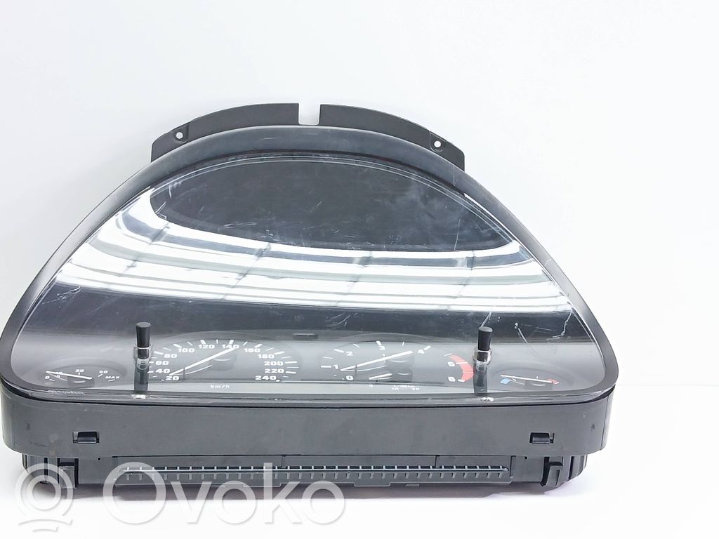 BMW 5 E39 Speedometer (instrument cluster) 