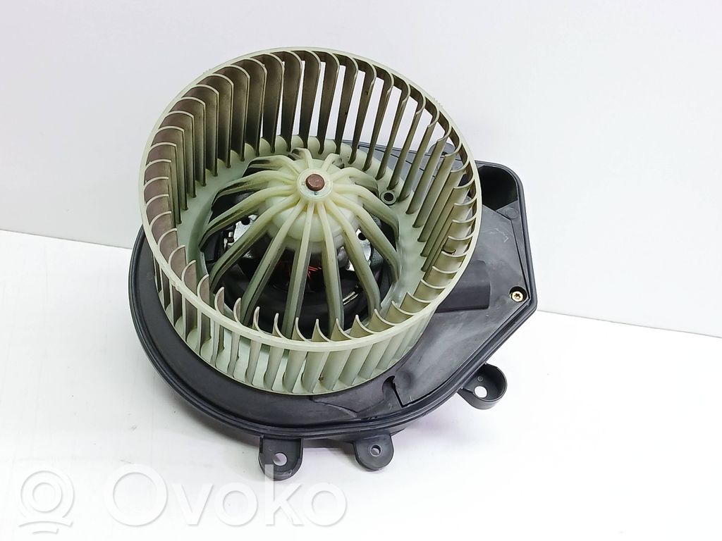 Volkswagen PASSAT B5 Ventilator aerotermă 