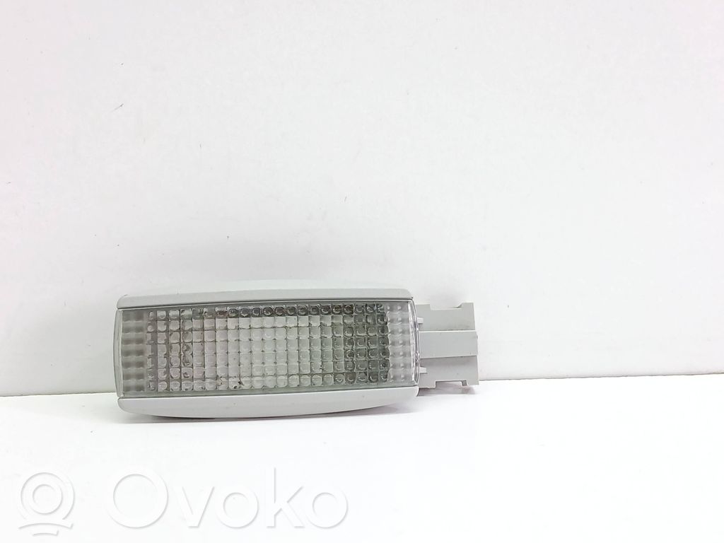 Otras luces interiores   3B0947113