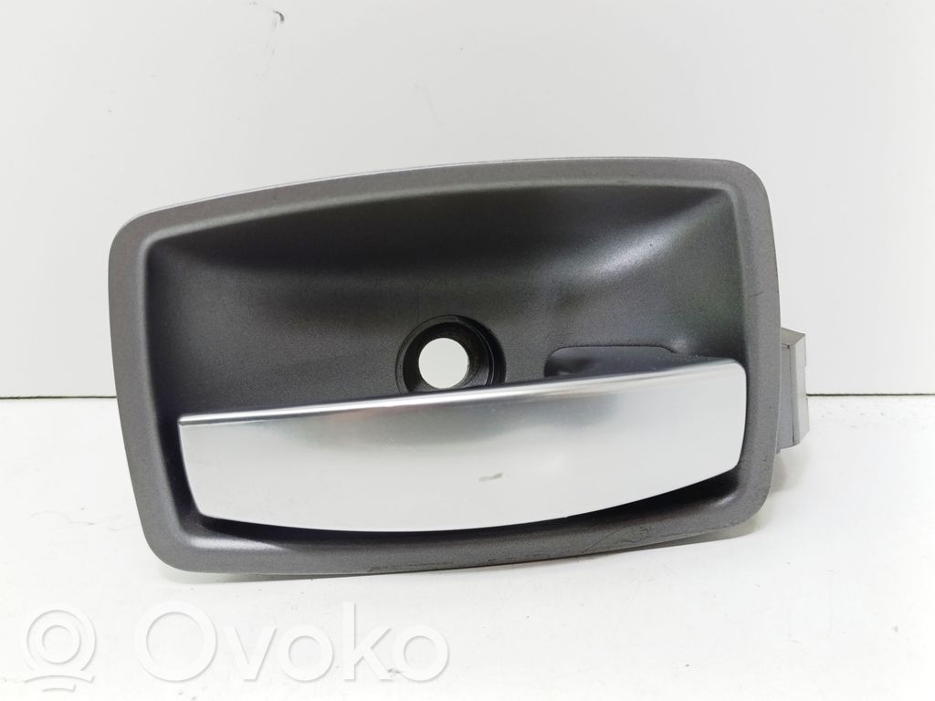 Front door interior handle   7024304