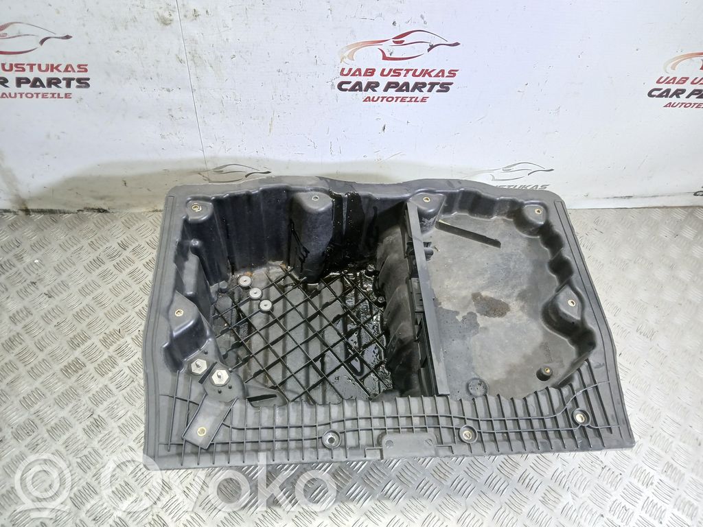 BMW 1 E82 E88 Trunk bottom trim panel 