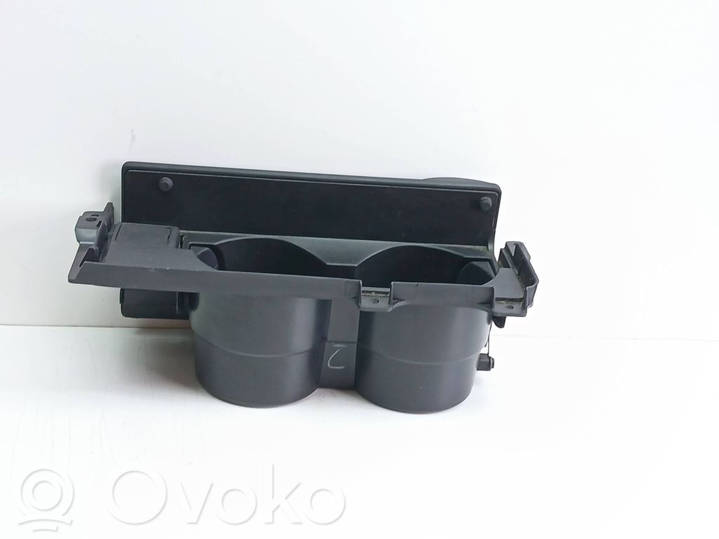 Mazda 3 I Cup holder 