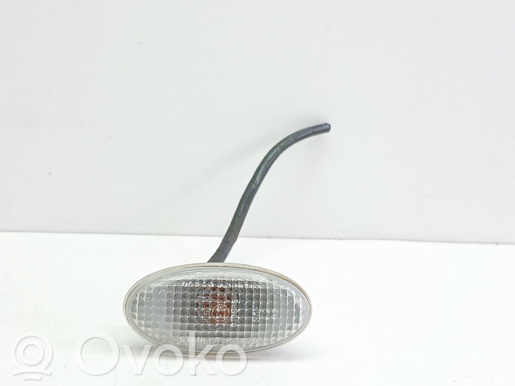 Mazda 3 I Front fender indicator light 