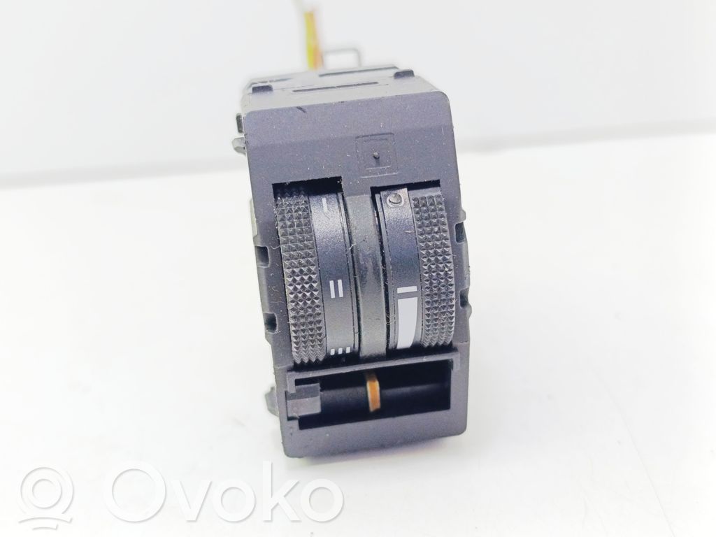 Audi A6 S6 C5 4B Interruptor de control de altura del faro delantero 