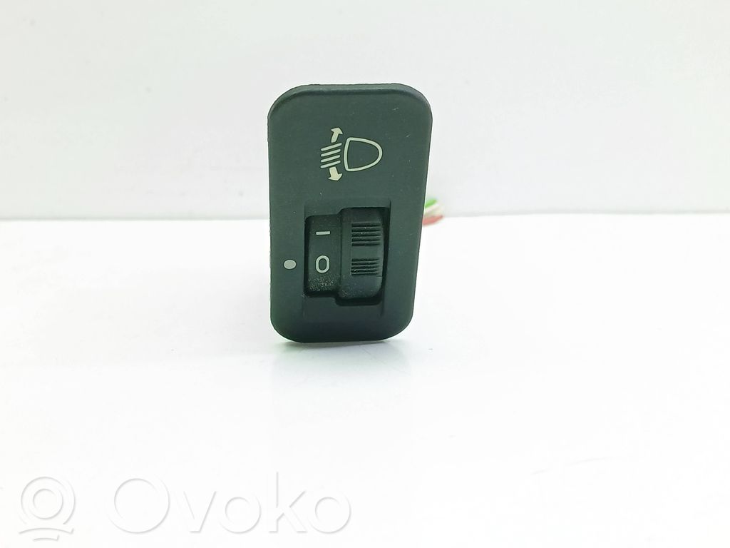Peugeot 206 Headlight level height control switch 