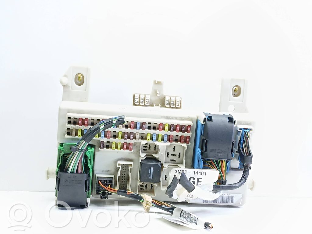 Ford Focus C-MAX Fuse module 
