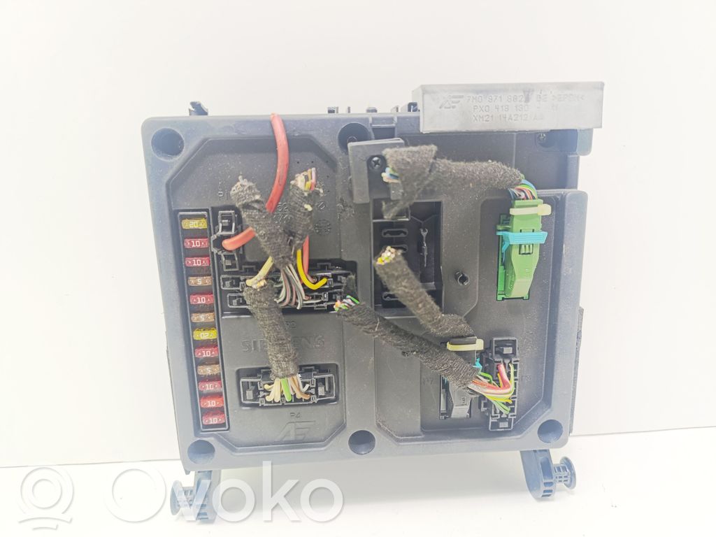 Volkswagen Sharan Fuse module 