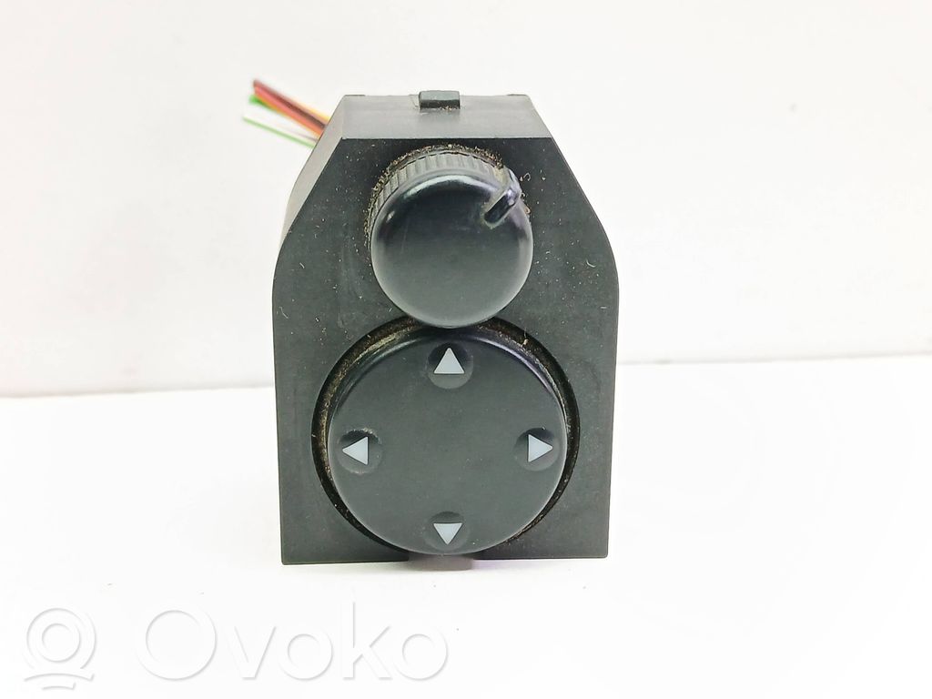 Audi A4 S4 B5 8D Wing mirror switch 