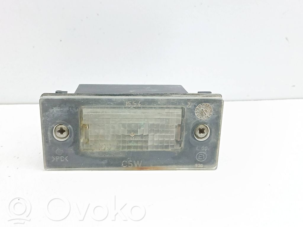 Audi A4 S4 B5 8D Éclairage de plaque d'immatriculation 