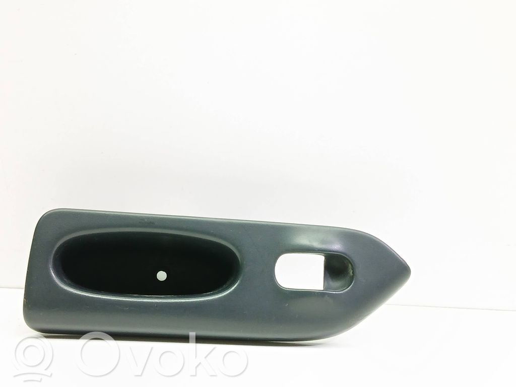 Renault Laguna II Rear door window switch trim 