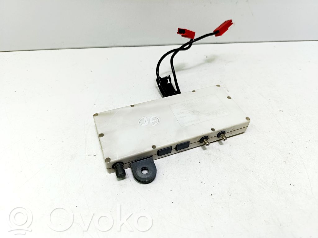 Volvo S80 Antenos stiprintuvas 