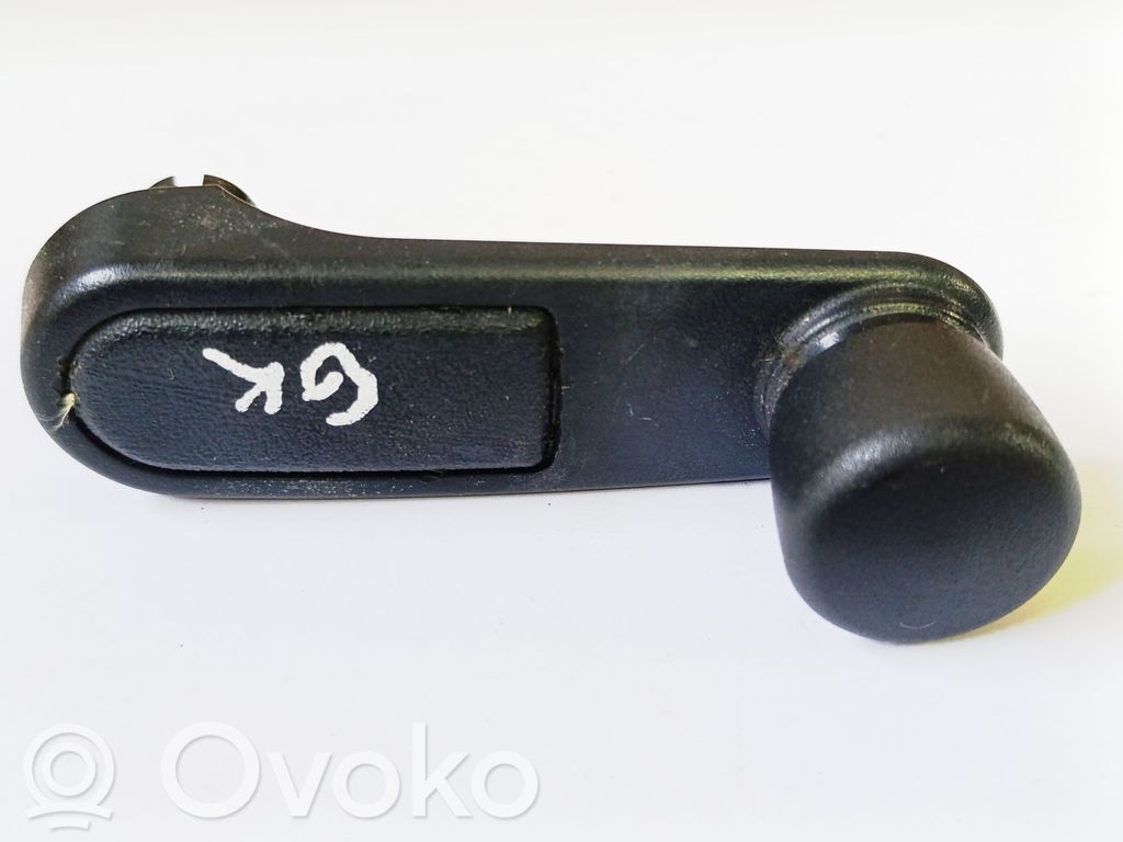 Peugeot 307 Moldura del elevalunas de la puerta trasera 
