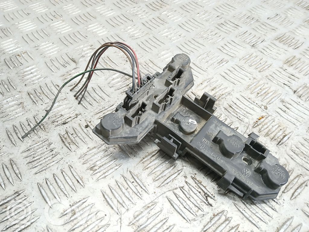 Volkswagen Golf IV Wkład lampy tylnej 
